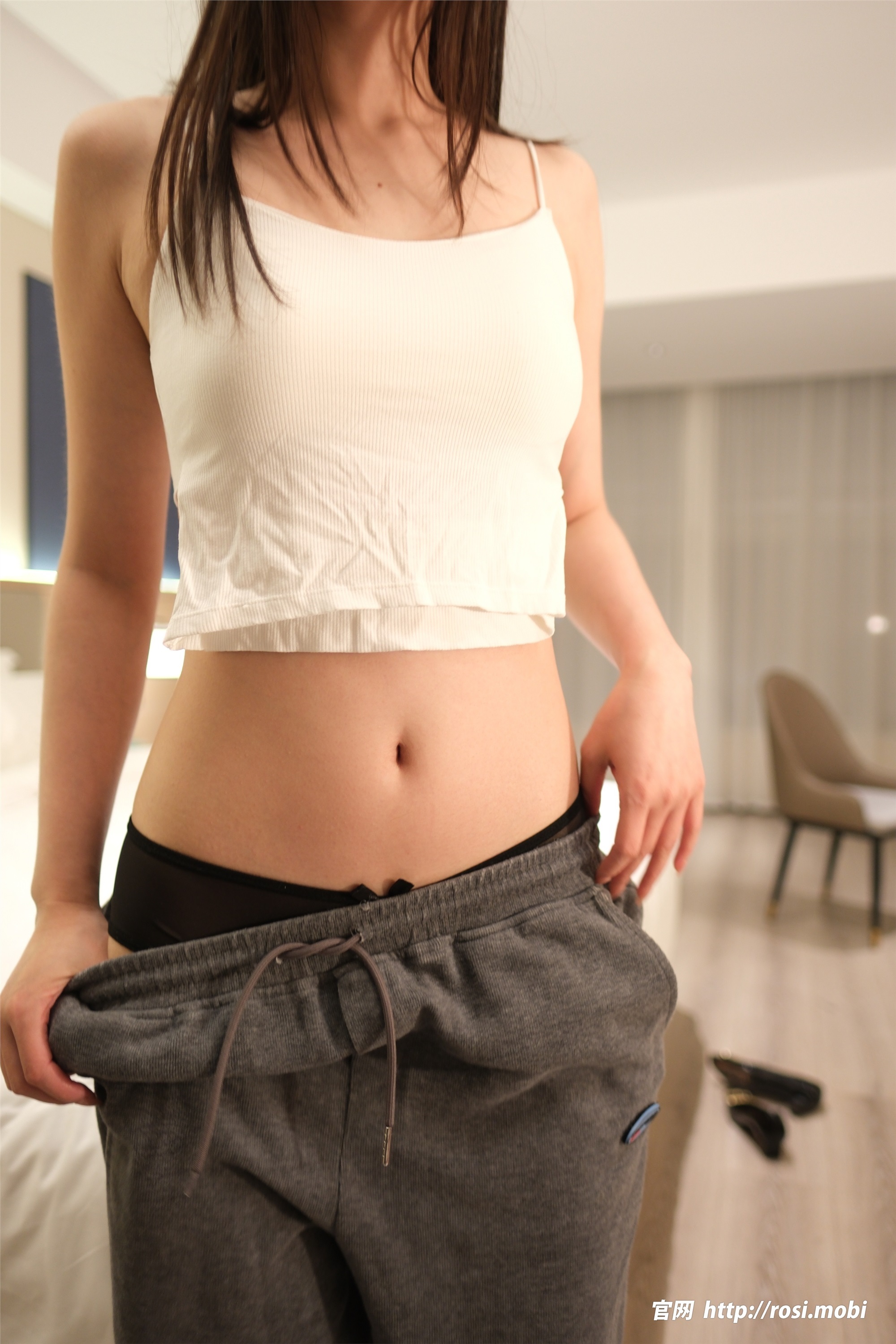 ROSI写真 2025.05.14 NO.4909